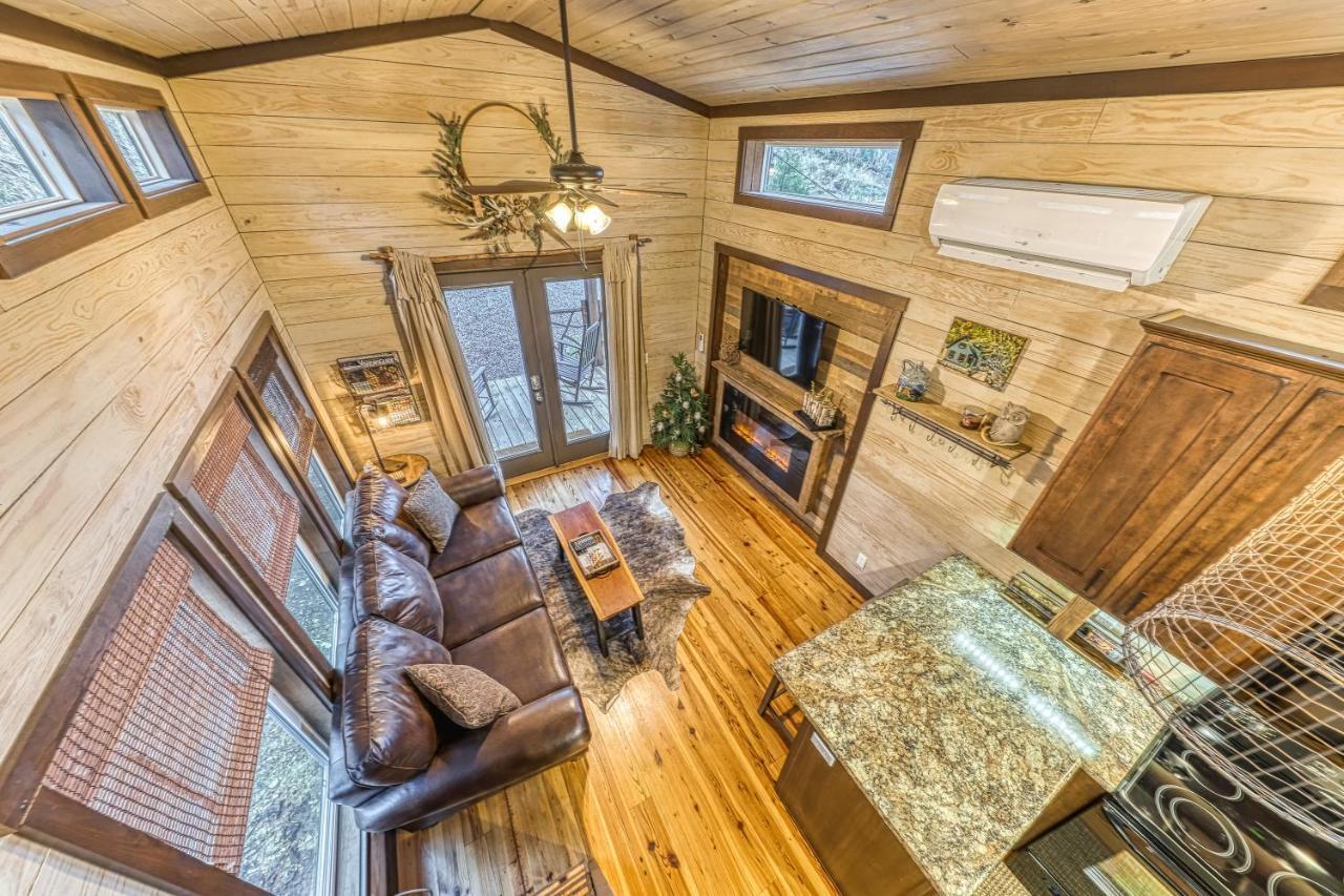 Smoky Mountain Tiny Home พิเจนฟอร์จ ภายนอก รูปภาพ