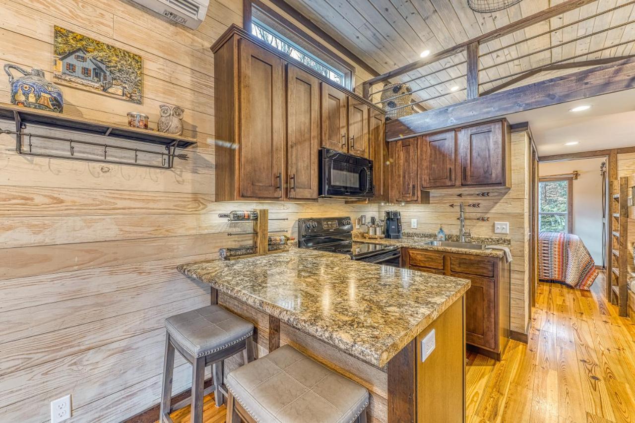 Smoky Mountain Tiny Home พิเจนฟอร์จ ภายนอก รูปภาพ