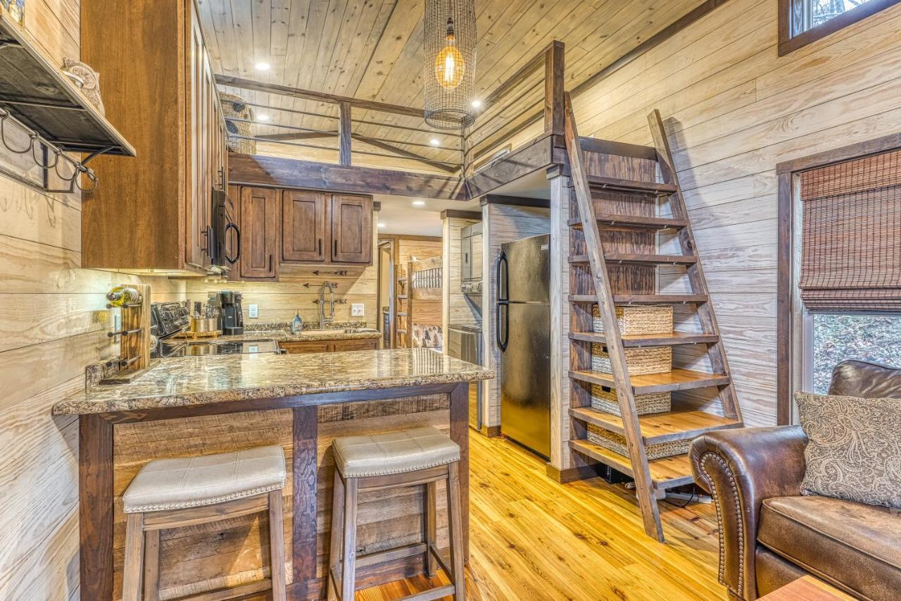 Smoky Mountain Tiny Home พิเจนฟอร์จ ภายนอก รูปภาพ