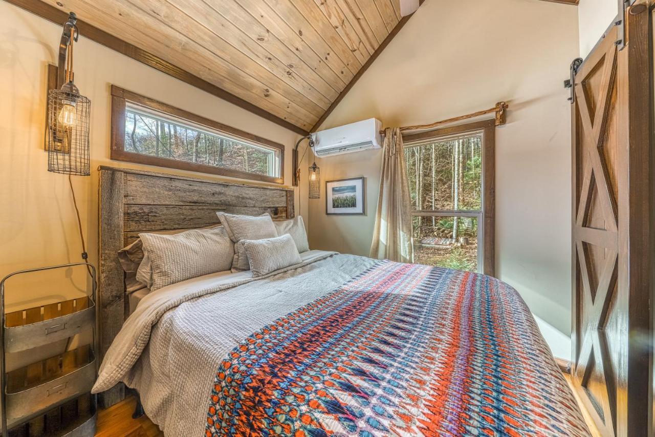 Smoky Mountain Tiny Home พิเจนฟอร์จ ภายนอก รูปภาพ