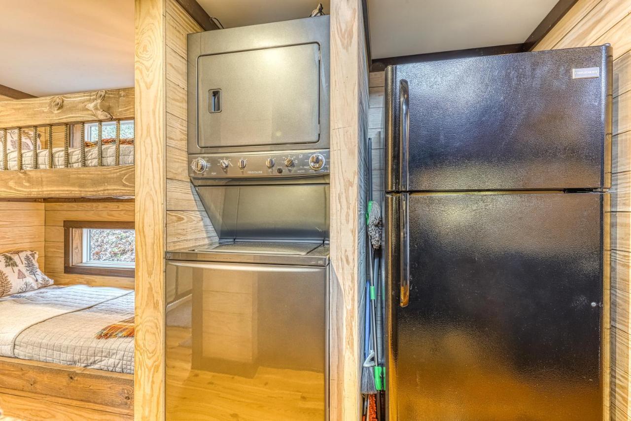 Smoky Mountain Tiny Home พิเจนฟอร์จ ภายนอก รูปภาพ
