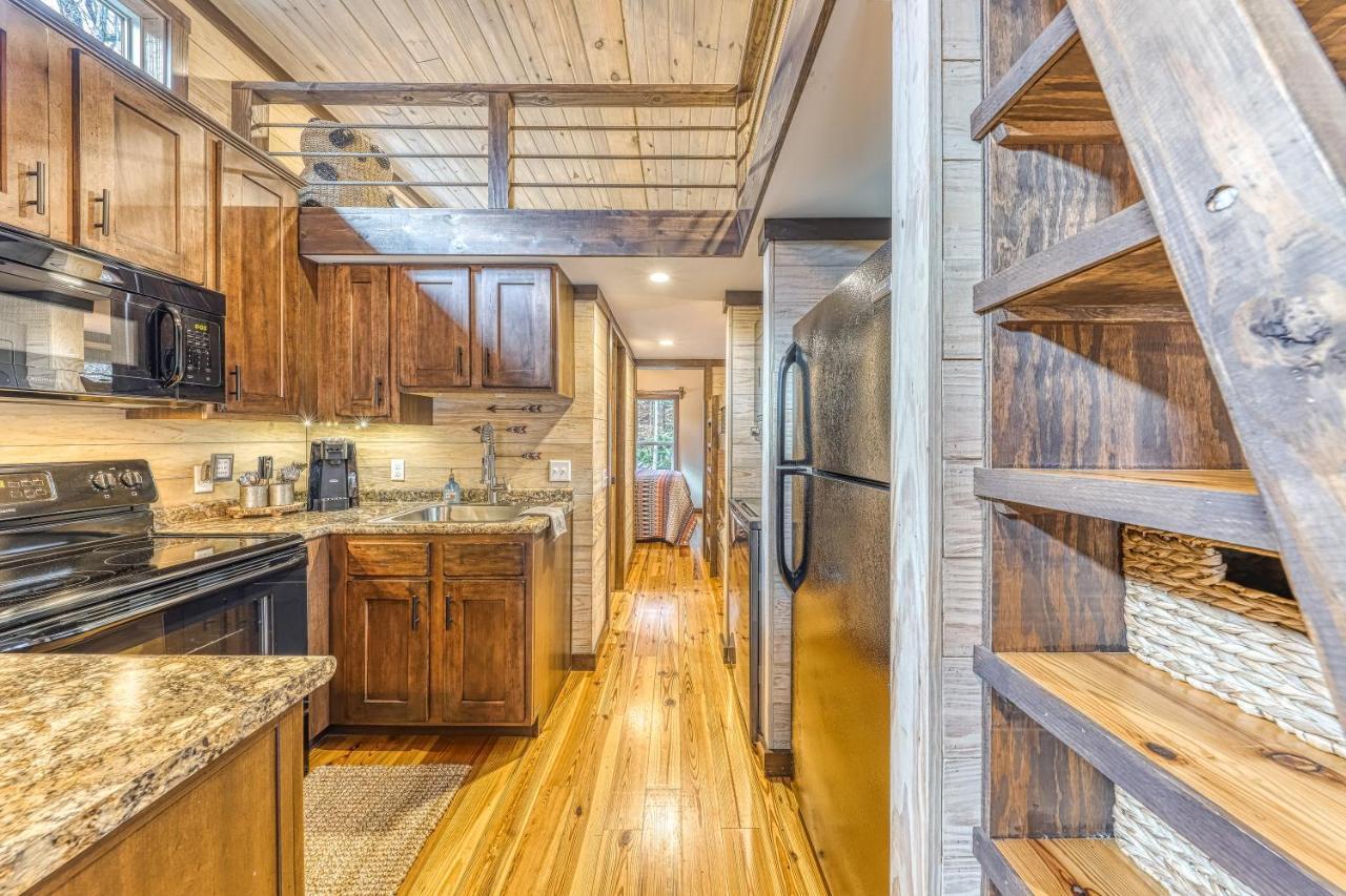 Smoky Mountain Tiny Home พิเจนฟอร์จ ภายนอก รูปภาพ
